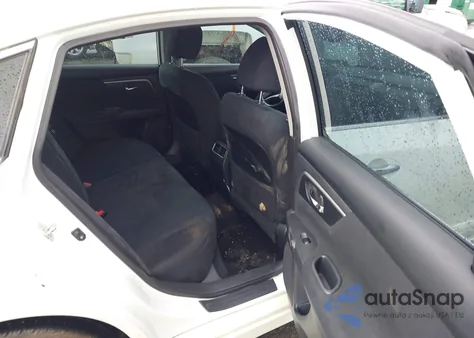 2015 Nissan Altima 2.5 Sv z USA, uszkodzony, nr VIN 1N4AL3AP4FC179598